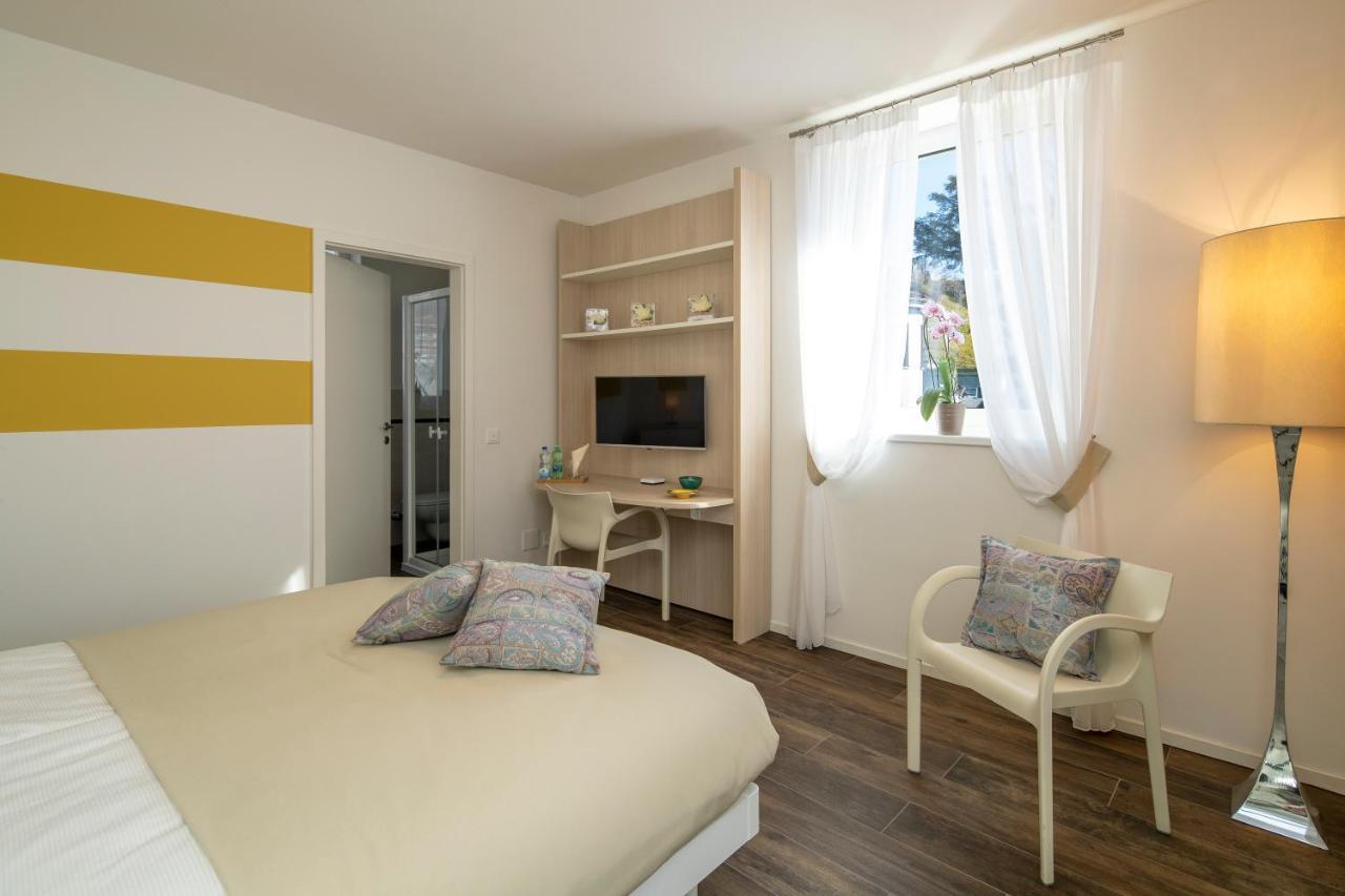 Albergo Ristorante Stazione Balerna エクステリア 写真